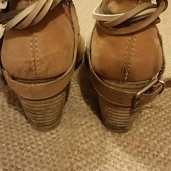 Steve Madden Tolteca cognac leather booties - Picture 5 of 8